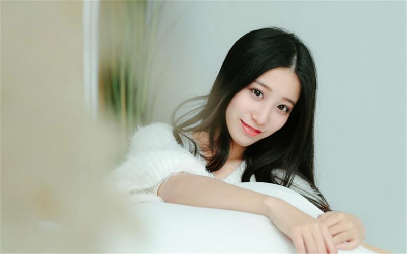 新疆阿瓦提：水稻插秧机械化 加速农田“披”绿装